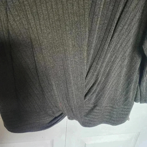 George Women's Plus Size Bottom Twist Cotton Long Sleeve Top Olive Green Size 3x - Picture 4 of 7